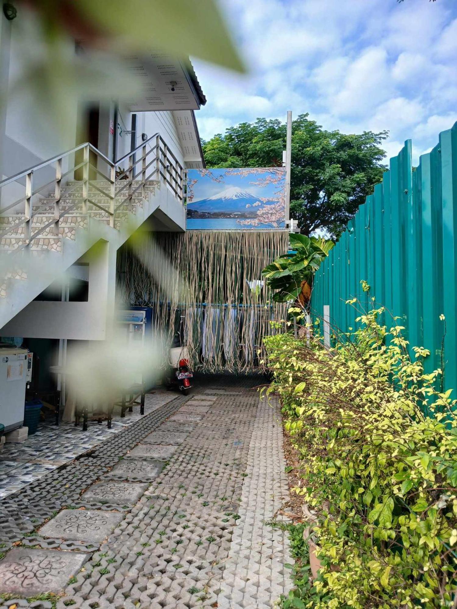 بيت شباب Sakura House شيانغ ماي المظهر الخارجي الصورة